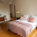 Château De Alojamento de Acomodação e Pequeno-almoço 3*