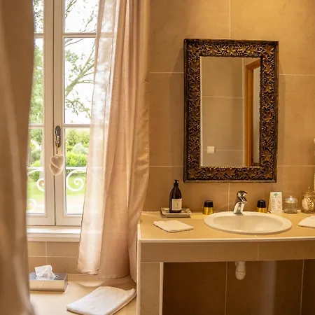 D'hotes Chateau De Bed and breakfast