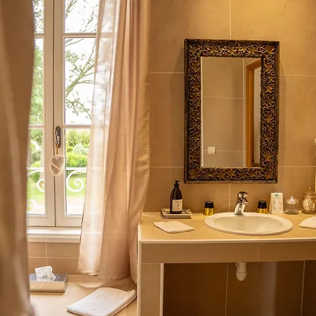 D'hotes Chateau De Bed and breakfast