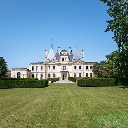 ベッド・アンド・ブレックファスト D'hotes Chateau De