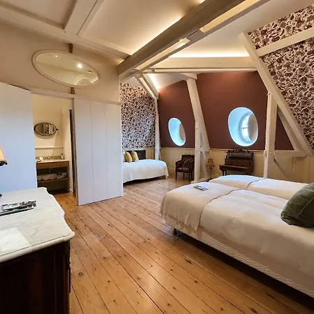 ベッド・アンド・ブレックファスト D'hotes Chateau De 3*