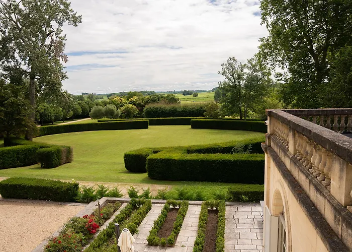 D'hotes Chateau De Lussac (Gironde)