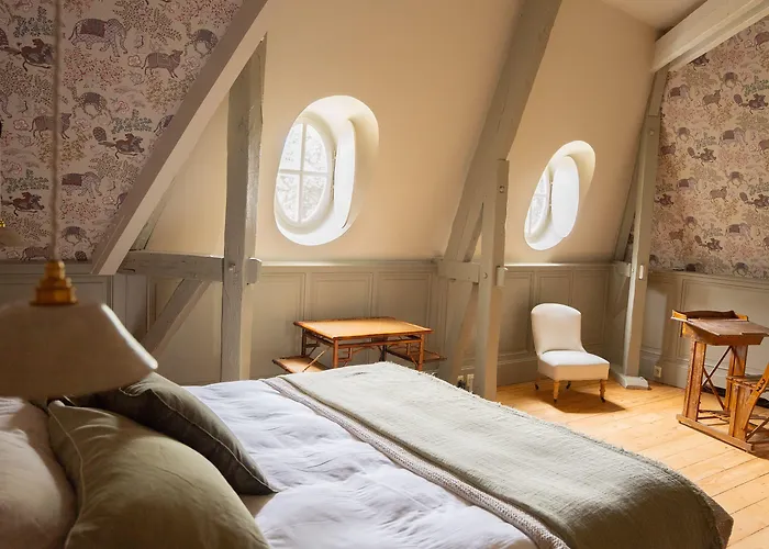 Bed & Breakfast D'hotes Chateau De Lussac (Gironde)