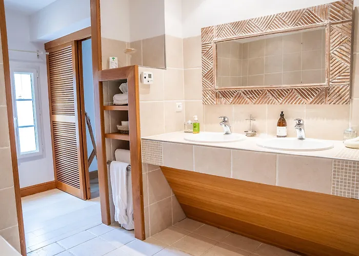 D'hotes Chateau De Lussac (Gironde)